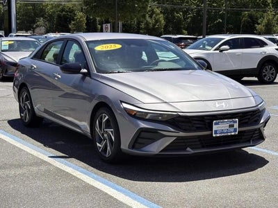 2025 Hyundai ELANTRA SEL Sport IVT