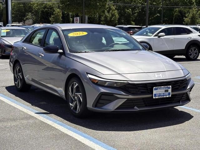 2025 Hyundai ELANTRA SEL Sport IVT