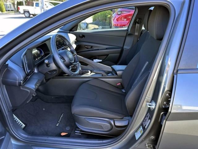 2025 Hyundai ELANTRA SEL Sport IVT