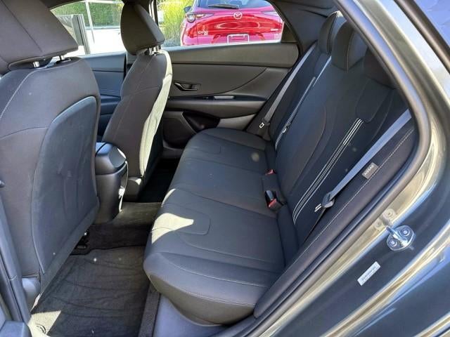 2025 Hyundai ELANTRA SEL Sport IVT