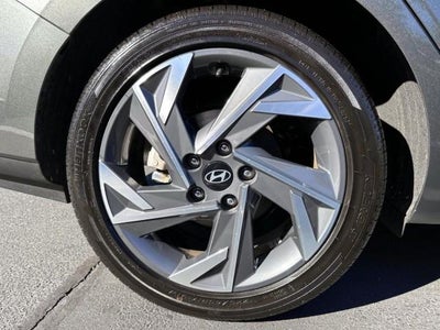 2025 Hyundai ELANTRA SEL Sport IVT