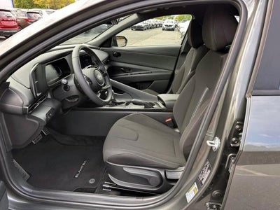 2025 Hyundai ELANTRA SEL Sport IVT