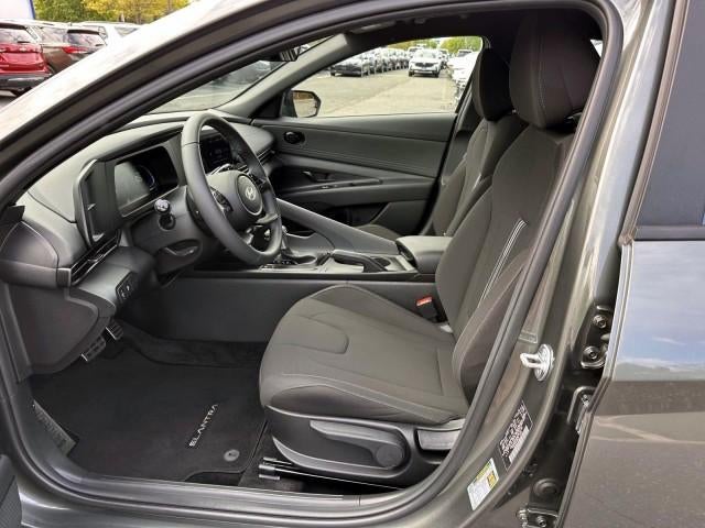 2025 Hyundai ELANTRA SEL Sport IVT