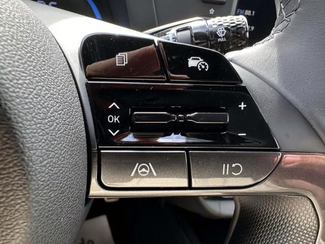 2025 Hyundai ELANTRA SEL Sport IVT