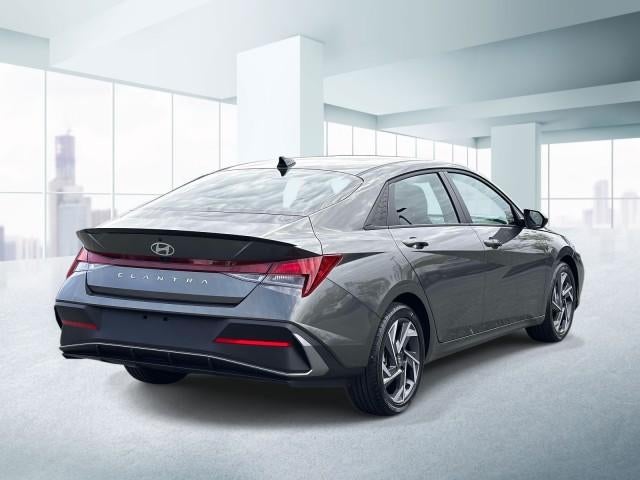 2025 Hyundai ELANTRA SEL Sport IVT