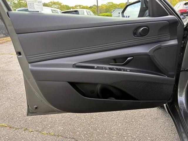2025 Hyundai ELANTRA SEL Sport IVT