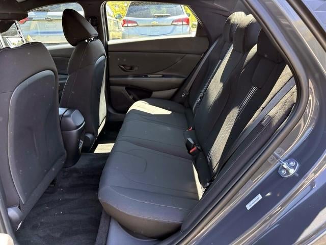 2025 Hyundai ELANTRA SEL Sport IVT