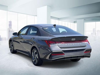 2025 Hyundai ELANTRA SEL Sport IVT