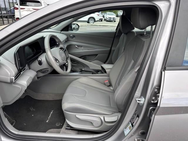 2025 Hyundai ELANTRA SEL Sport IVT
