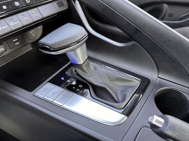 2024 Hyundai ELANTRA SEL IVT