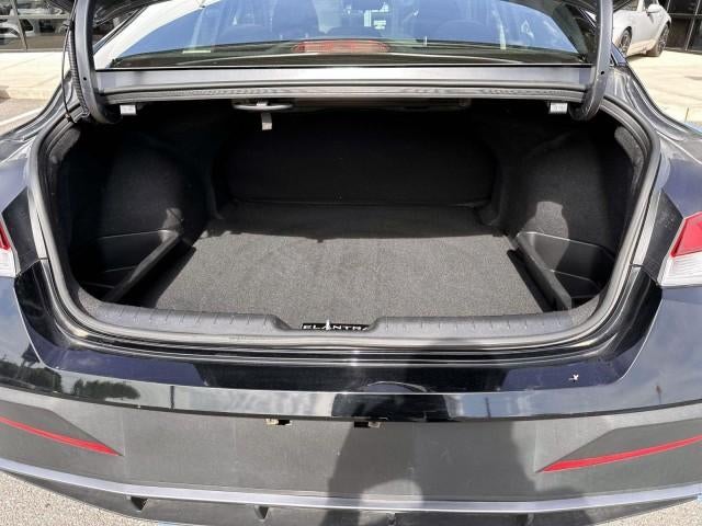 2024 Hyundai ELANTRA SEL IVT