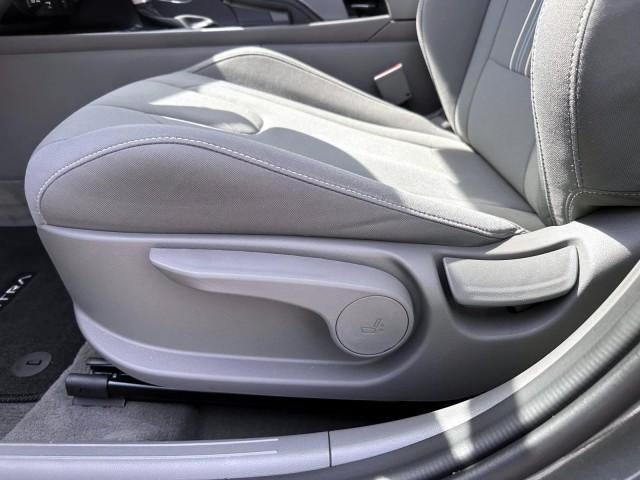 2024 Hyundai ELANTRA SEL IVT