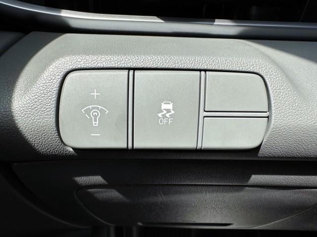 2024 Hyundai ELANTRA SEL IVT
