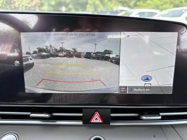 2024 Hyundai ELANTRA SEL IVT
