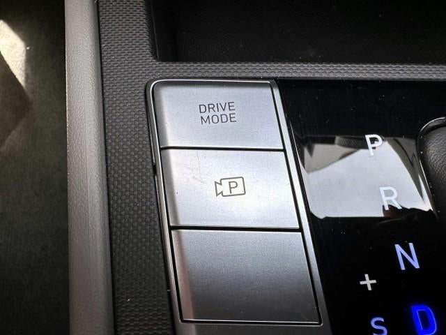 2024 Hyundai ELANTRA SEL IVT
