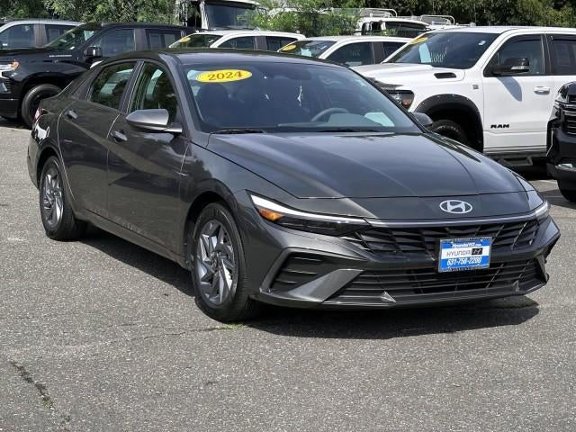2024 Hyundai ELANTRA SEL IVT