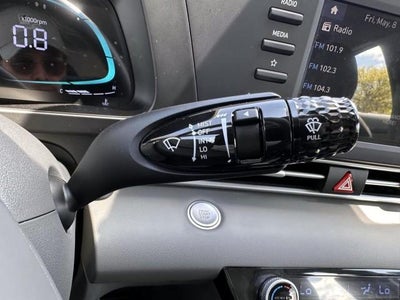 2025 Hyundai ELANTRA SEL Sport IVT
