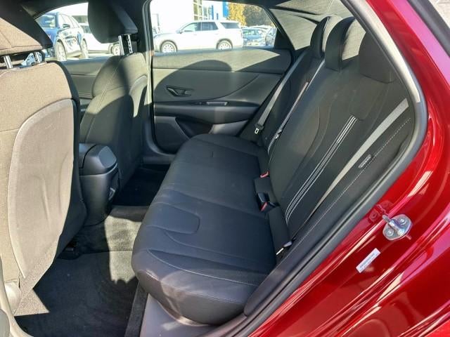 2025 Hyundai ELANTRA SEL Sport IVT