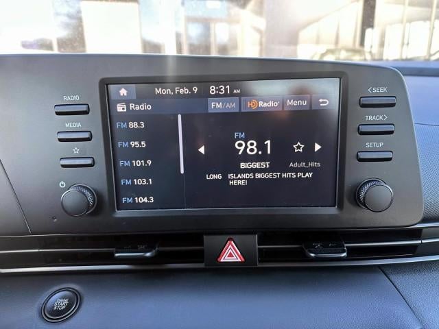 2025 Hyundai ELANTRA SEL Sport IVT