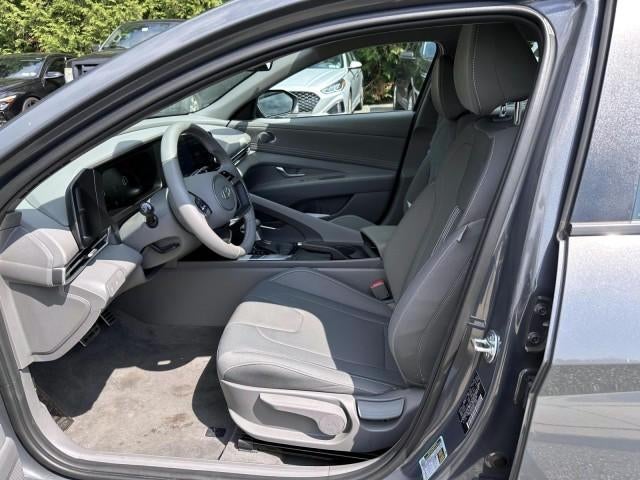 2025 Hyundai ELANTRA SEL Sport IVT