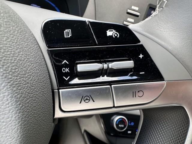 2025 Hyundai ELANTRA SEL Sport IVT