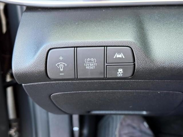 2023 Hyundai ELANTRA HYBRID Limited DCT