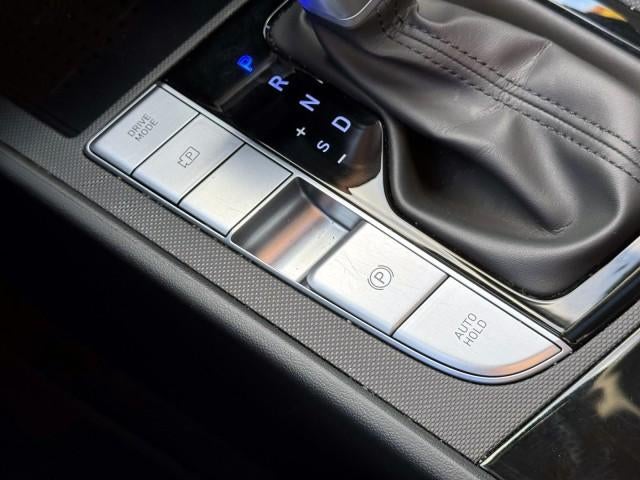 2023 Hyundai ELANTRA HYBRID Limited DCT