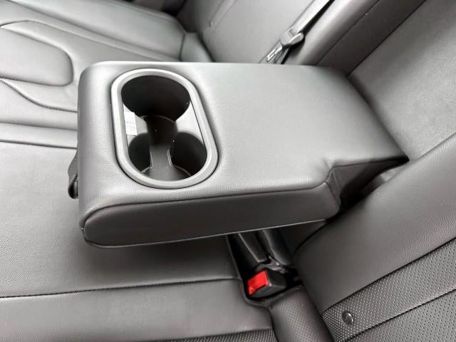 2023 Hyundai ELANTRA Limited IVT