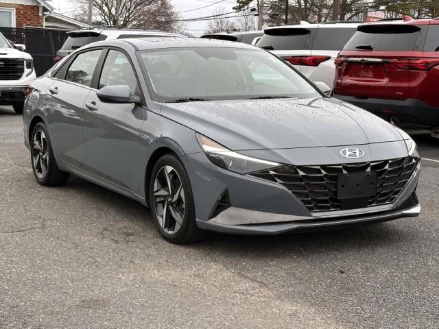 2023 Hyundai ELANTRA Limited IVT