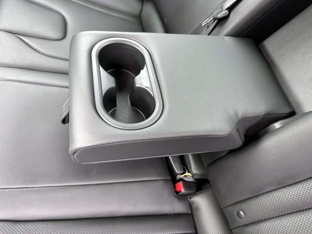2025 Hyundai ELANTRA Limited IVT
