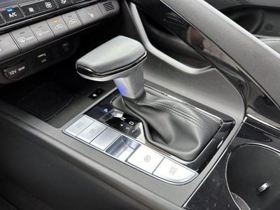 2025 Hyundai ELANTRA Limited IVT
