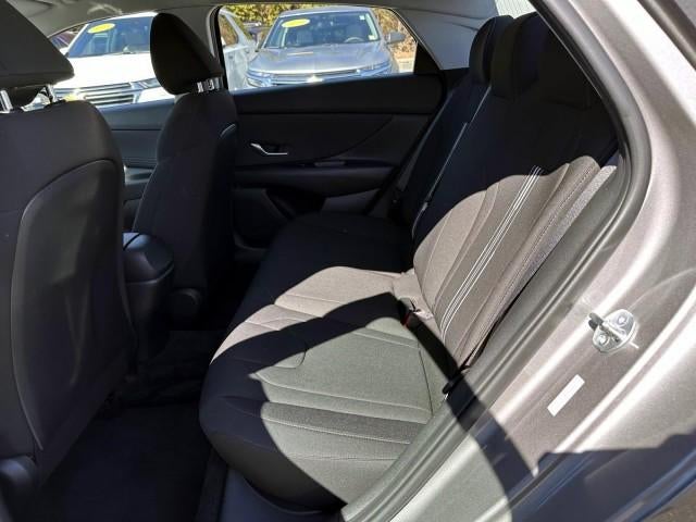 2023 Hyundai ELANTRA SEL IVT