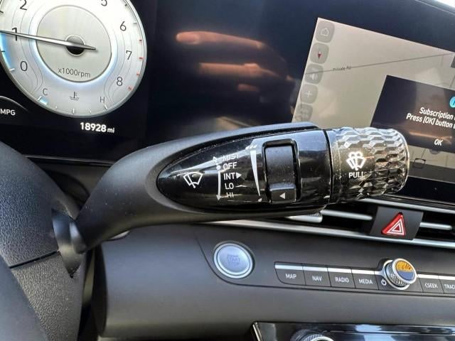 2023 Hyundai ELANTRA SEL IVT