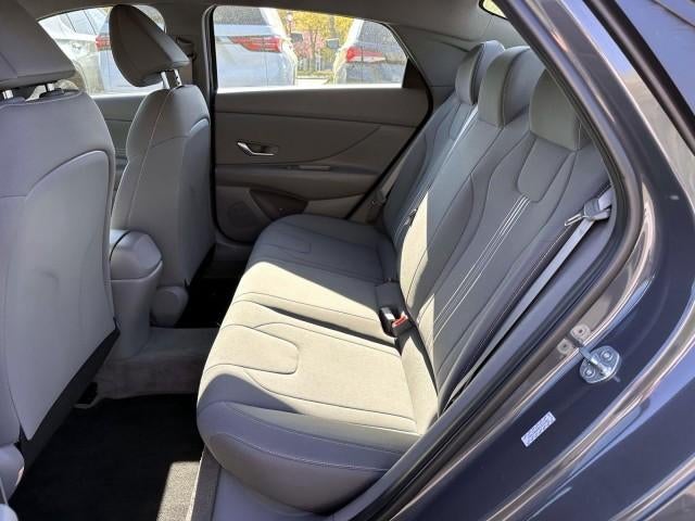 2023 Hyundai ELANTRA SEL IVT
