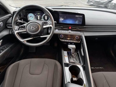 2023 Hyundai ELANTRA SEL IVT
