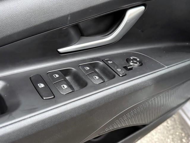 2023 Hyundai ELANTRA SEL IVT