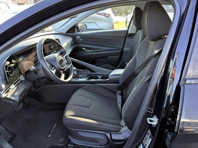 2023 Hyundai ELANTRA SEL IVT