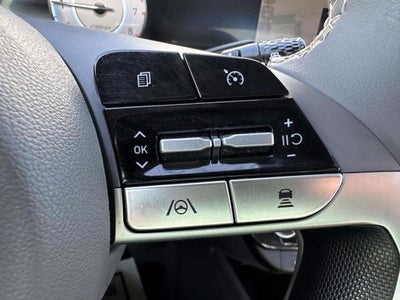 2023 Hyundai ELANTRA SEL IVT