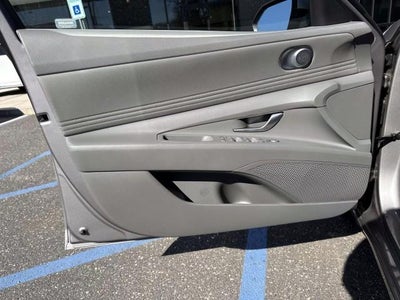 2023 Hyundai ELANTRA SEL IVT