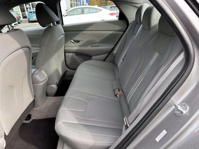 2023 Hyundai ELANTRA SEL IVT