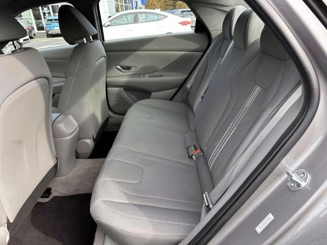 2023 Hyundai ELANTRA SEL IVT