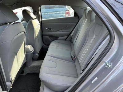 2023 Hyundai ELANTRA SEL IVT