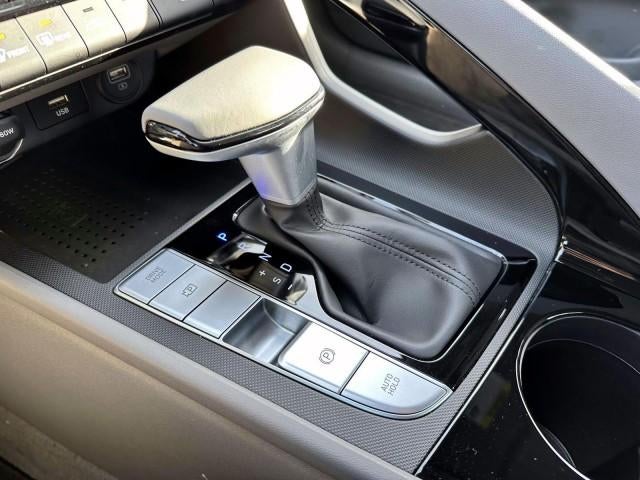 2023 Hyundai ELANTRA SEL IVT
