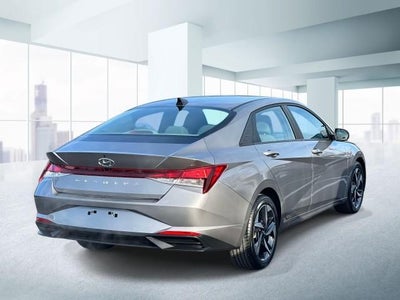 2023 Hyundai ELANTRA SEL IVT
