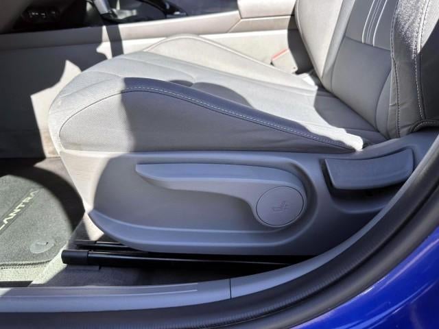 2023 Hyundai ELANTRA SEL IVT