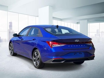 2023 Hyundai ELANTRA SEL IVT