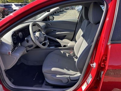 2023 Hyundai ELANTRA SEL IVT
