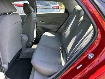 2023 Hyundai ELANTRA SEL IVT