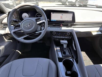 2023 Hyundai ELANTRA SEL IVT