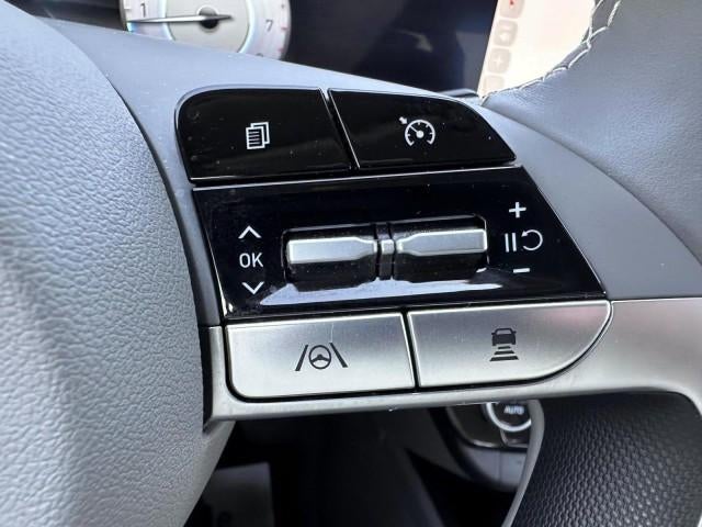 2023 Hyundai ELANTRA SEL IVT